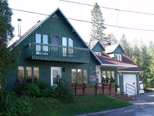Photo of Others in L'Anse-Saint-Jean