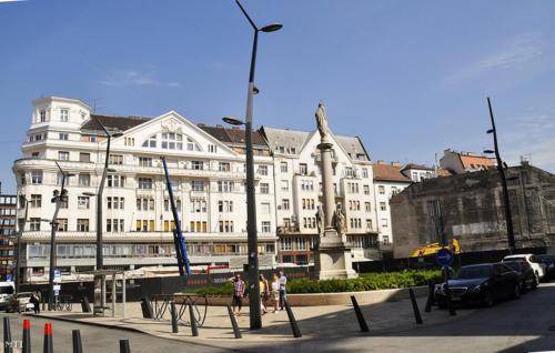 Photo of Others in Inner City Budapest