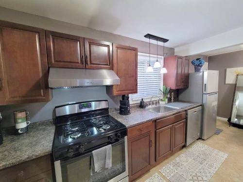 Photo of Kitchen in West Seneca