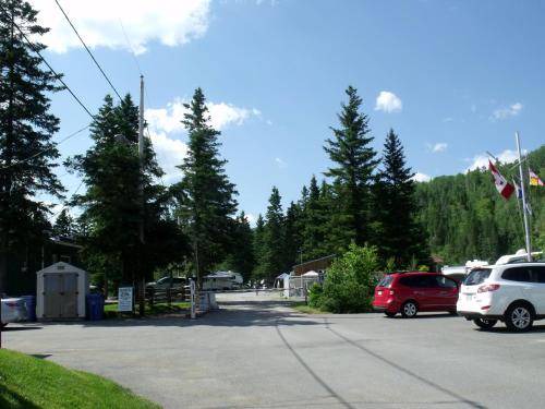 Photo of Others in L'Anse-Saint-Jean