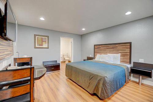 Photo of Bedroom in Colton