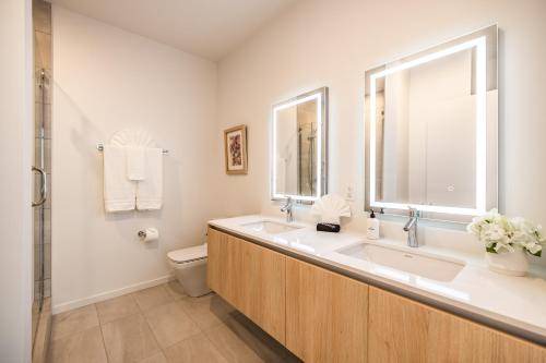 Photo of Bathroom in Waterfront