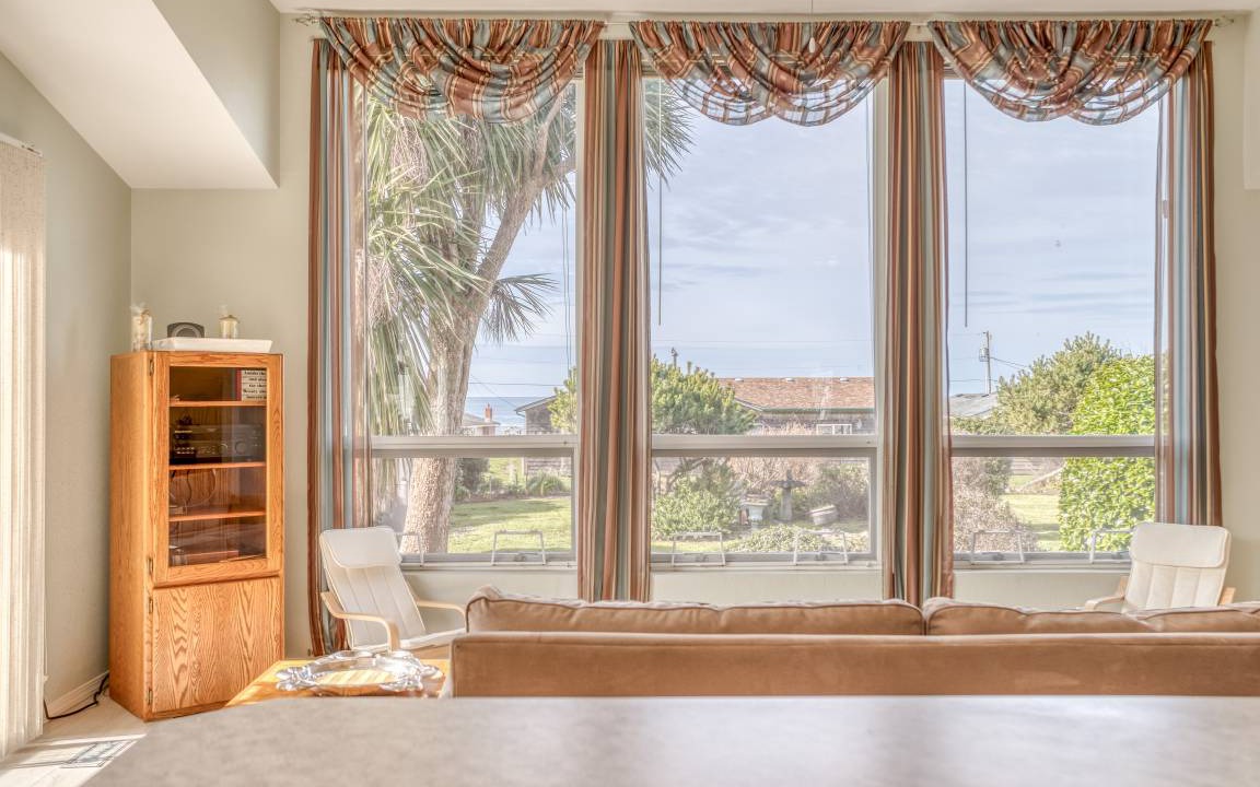 Photo of Bedroom in Yachats