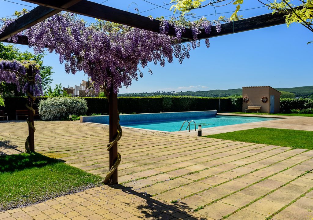 Photo of Outdoor in Albons