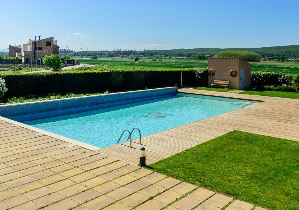 Photo of Outdoor in Albons