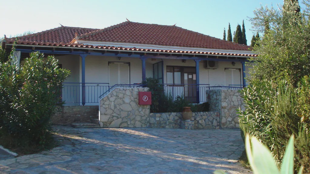 Photo of Buildings in Kompi