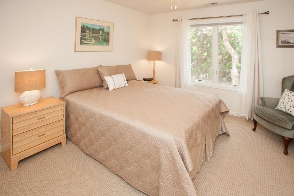 Photo of Bedroom in Sandbridge