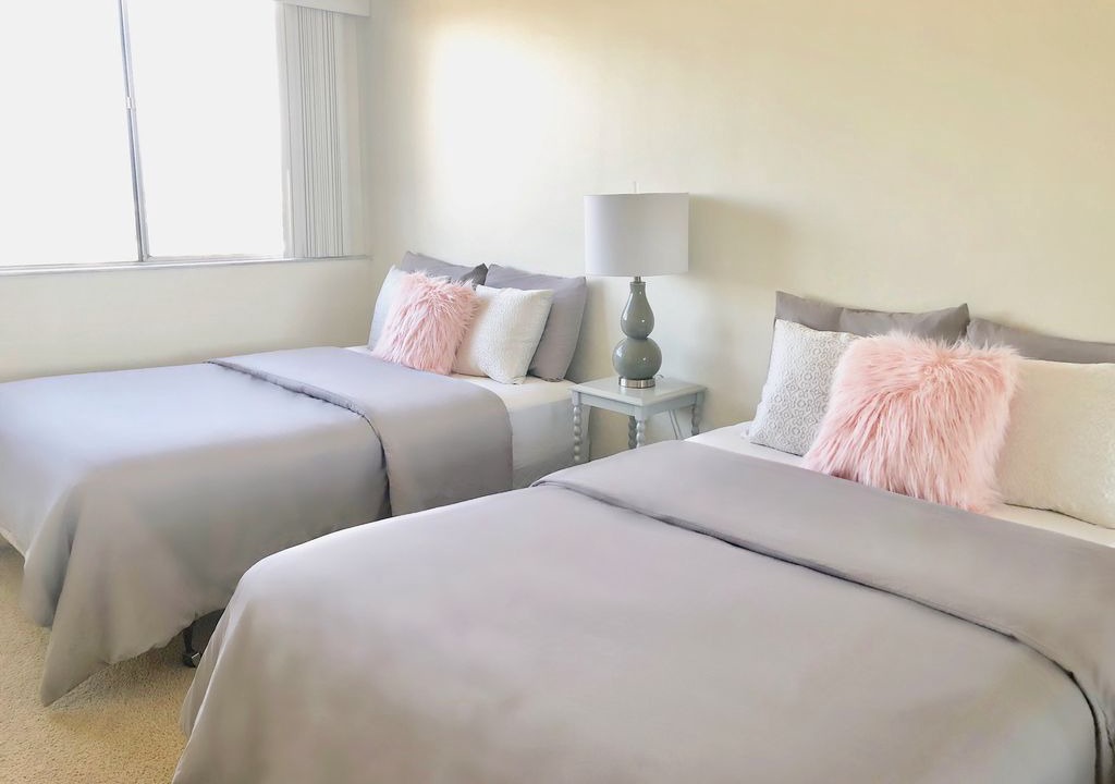 Photo of Bedroom in Sawtelle