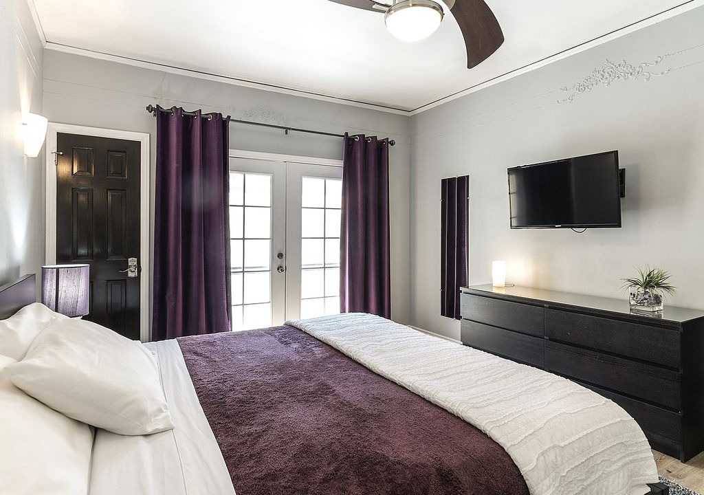 Photo of Bedroom in La Brea