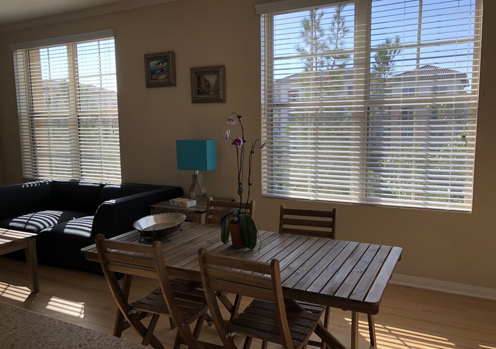 Photo of Livingroom in Irvine
