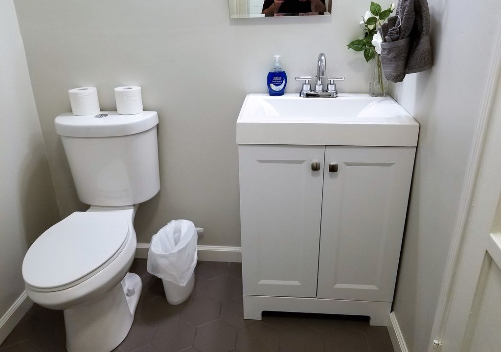 Photo of Bathroom in Mid City