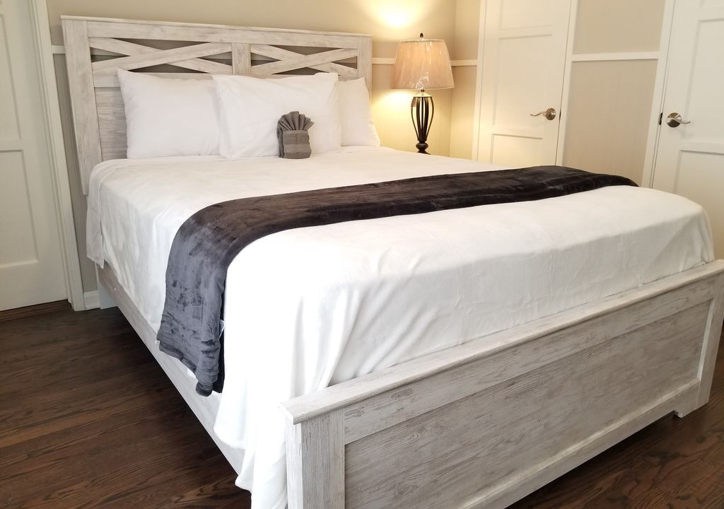 Photo of Bedroom in Mid City