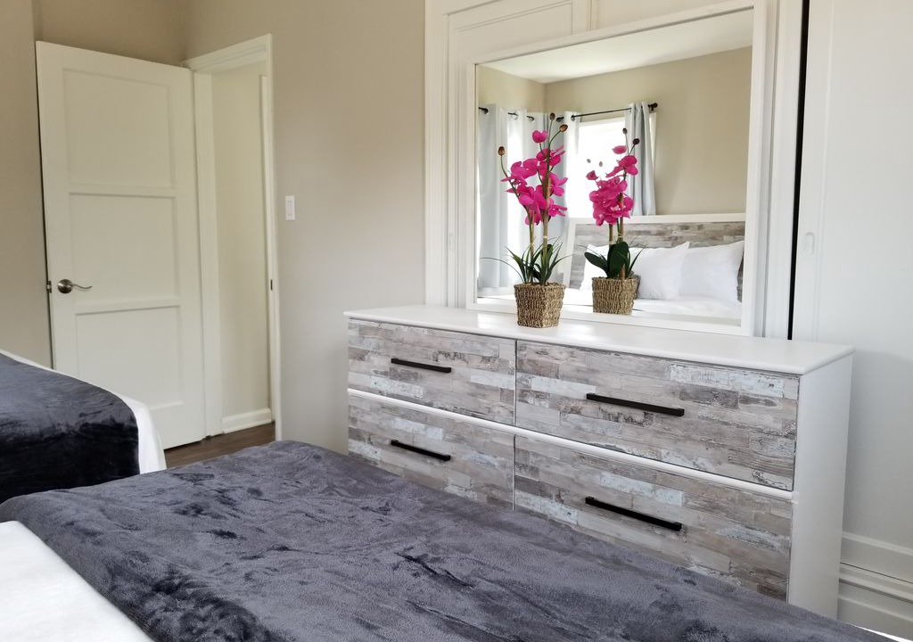 Photo of Bedroom in Mid City