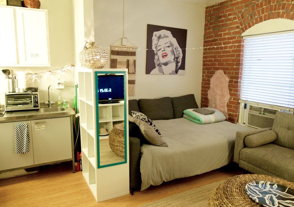 Photo of Livingroom in Sunset Junction