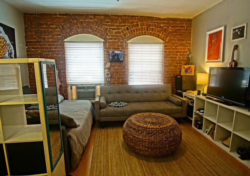 Photo of Livingroom in Sunset Junction