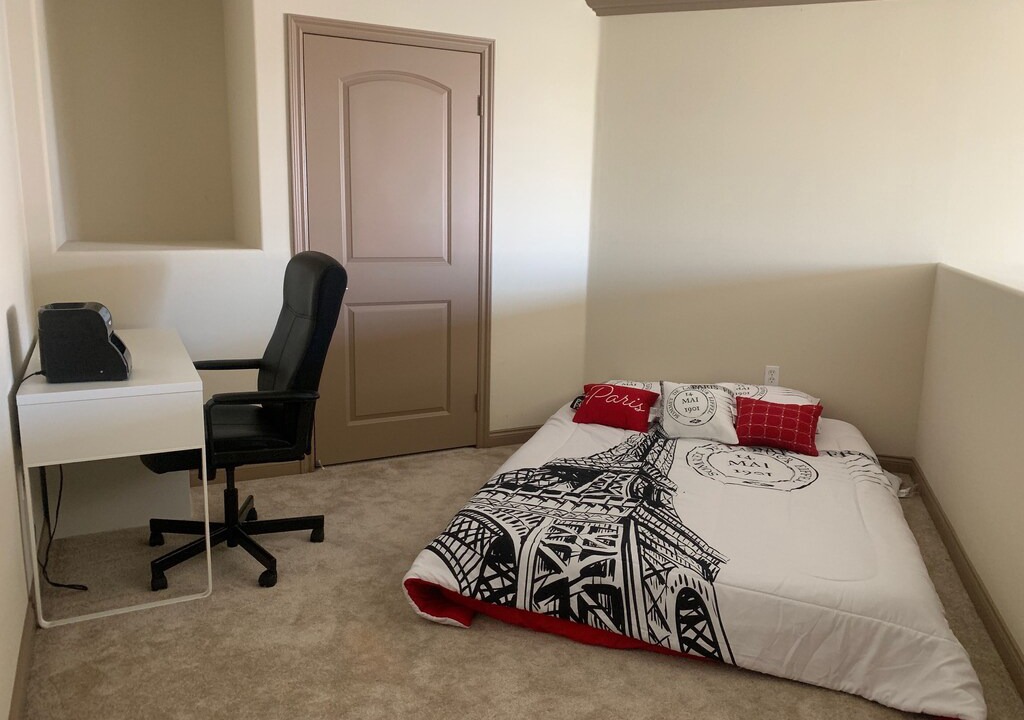 Photo of Bedroom in Irvine
