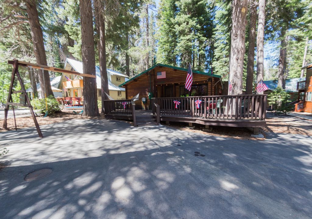 Photo of Others in Donner Lake Woods