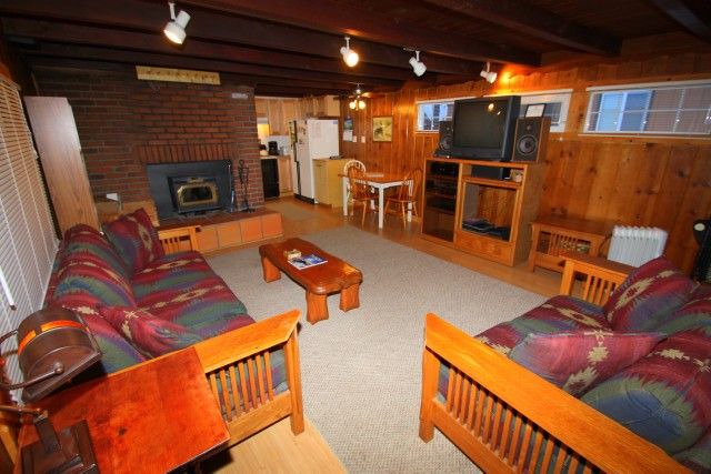 Photo of Livingroom in Donner Lake Woods