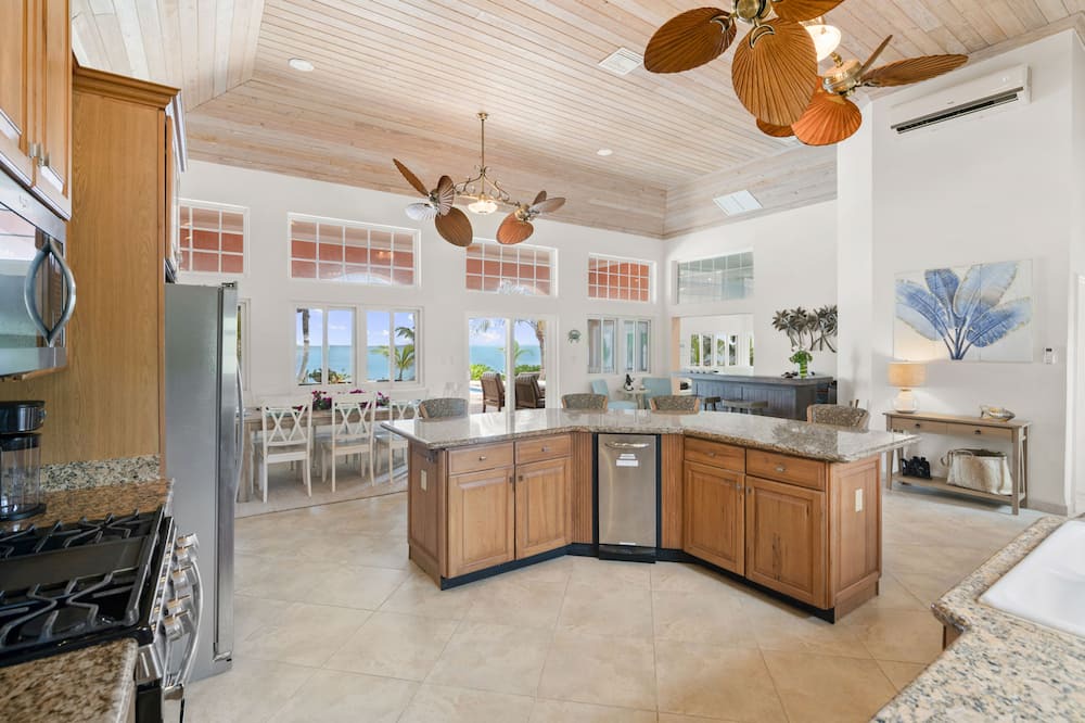 Photo of Kitchen in Farmer's Hill