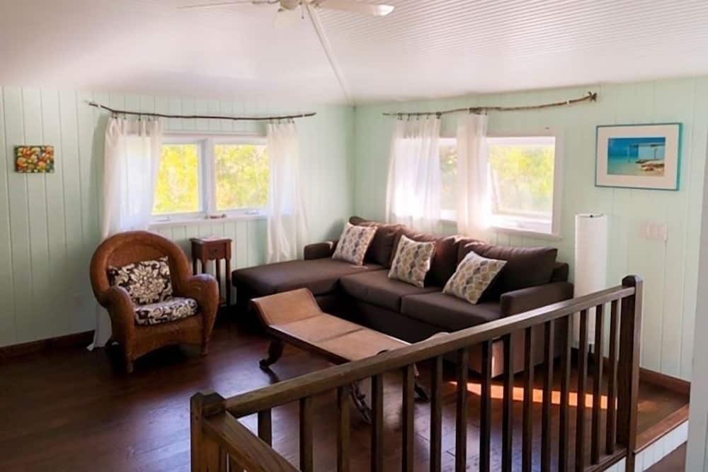 Photo of Livingroom in Green Turtle Cay