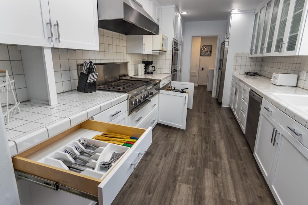 Photo of Kitchen in Valley Village