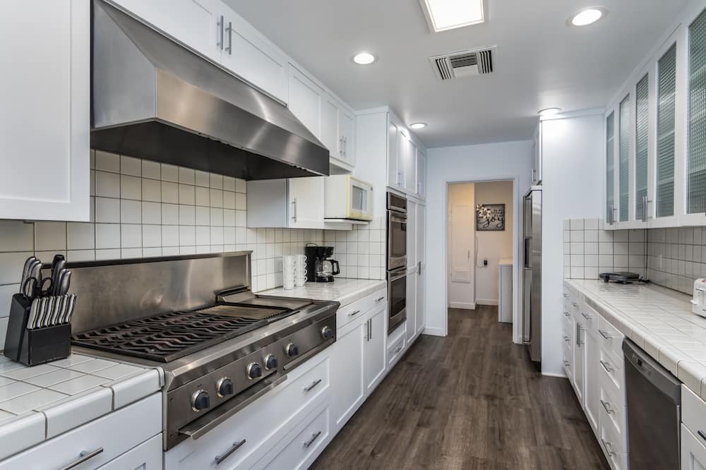 Photo of Kitchen in Valley Village