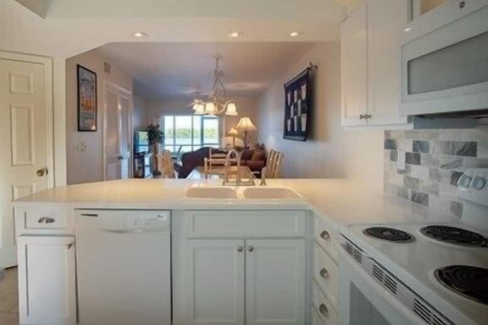 Photo of Bedroom in Hammock Bay