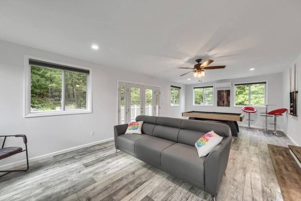 Photo of Bedroom in Monroe