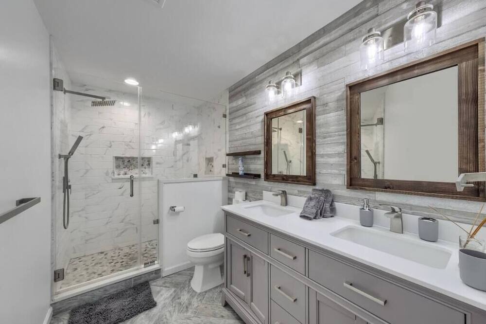 Photo of Bathroom in Monroe