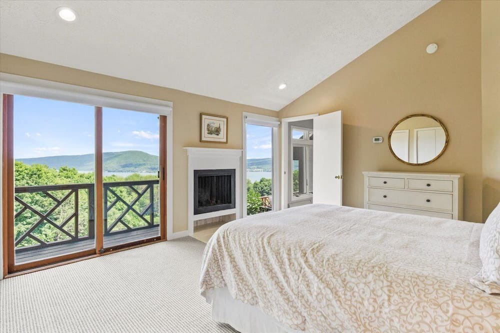 Photo of Bedroom in Naples