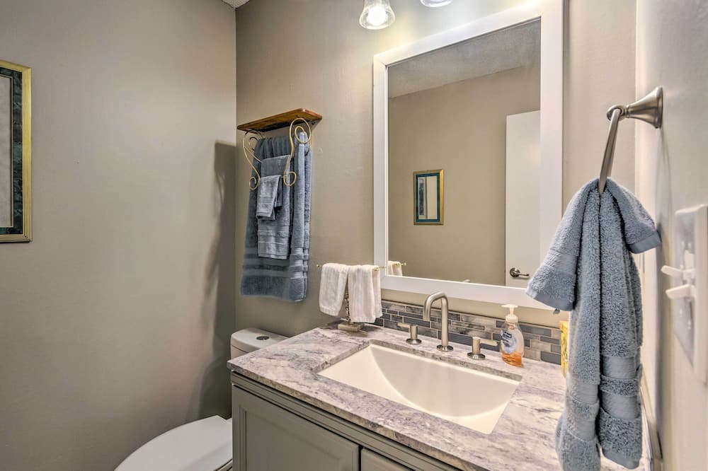 Photo of Bathroom in East Pensacola Heights