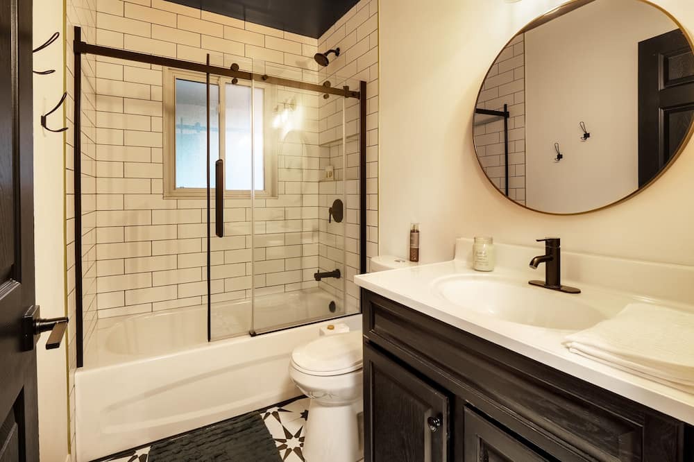 Photo of Bathroom in Saint Jacobs
