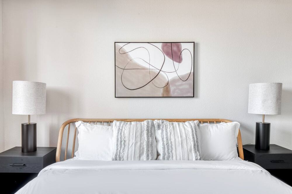 Photo of Bedroom in Mar Vista