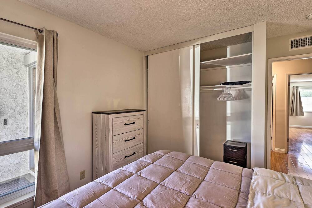 Photo of Bedroom in Southeast Anaheim