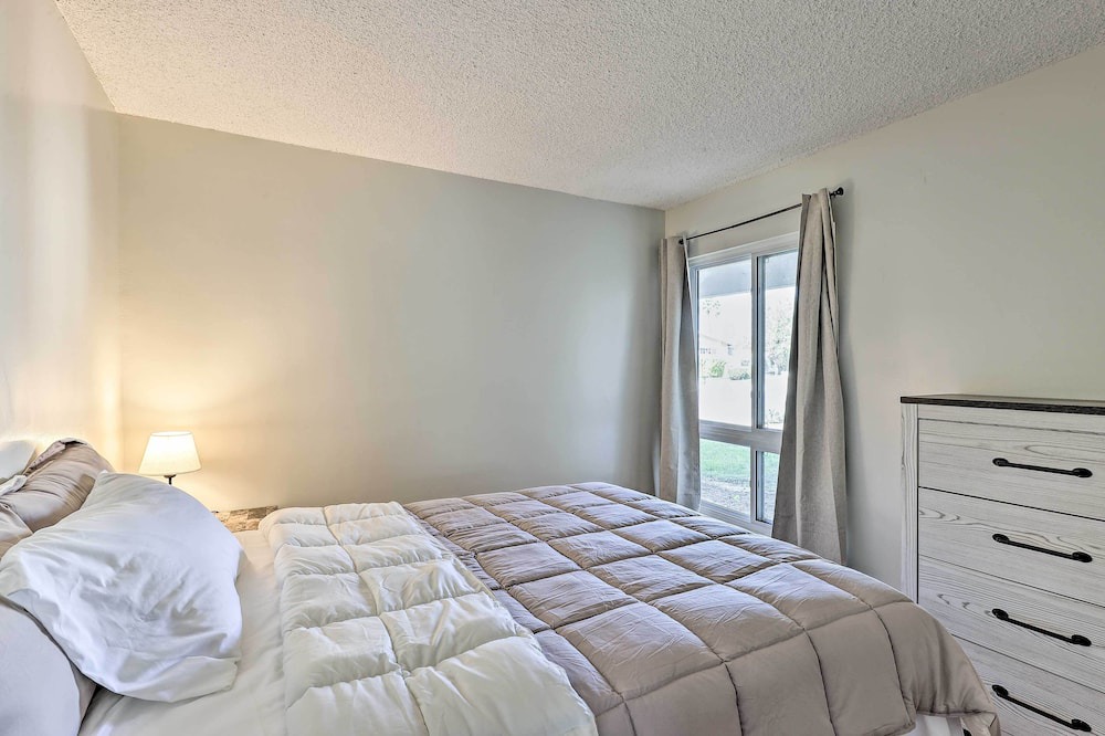 Photo of Bedroom in Southeast Anaheim