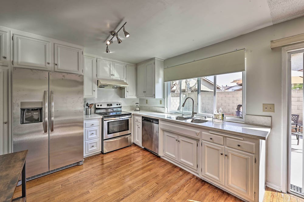 Photo of Kitchen in Southeast Anaheim
