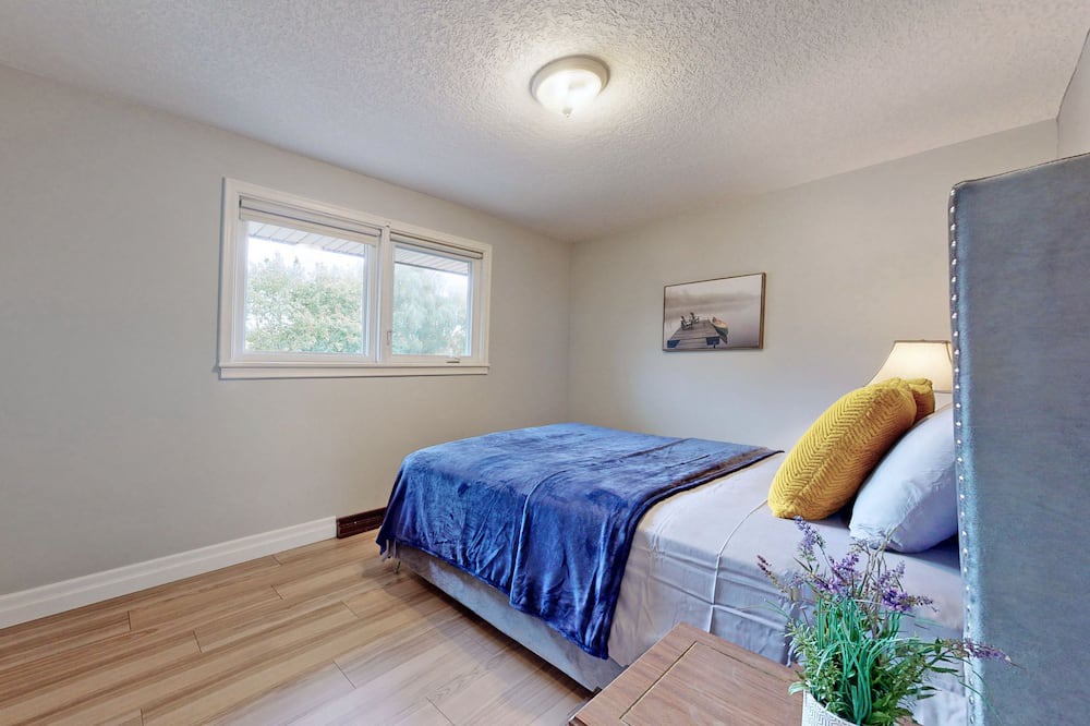 Photo of Bedroom in Township of Woolwich