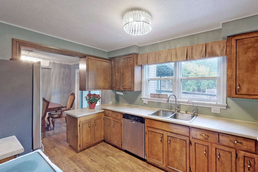 Photo of Kitchen in Township of Woolwich
