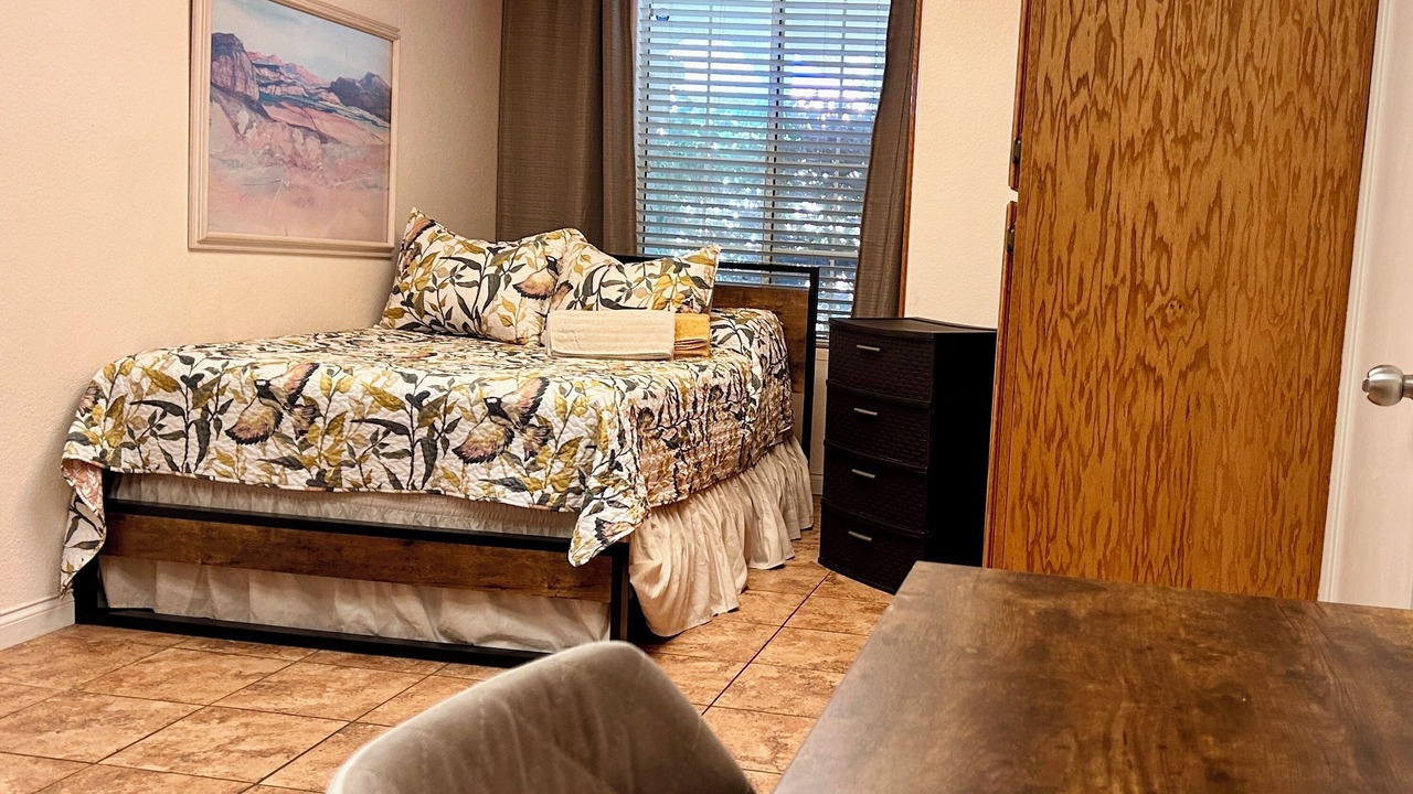 Photo of Bedroom in Hemet