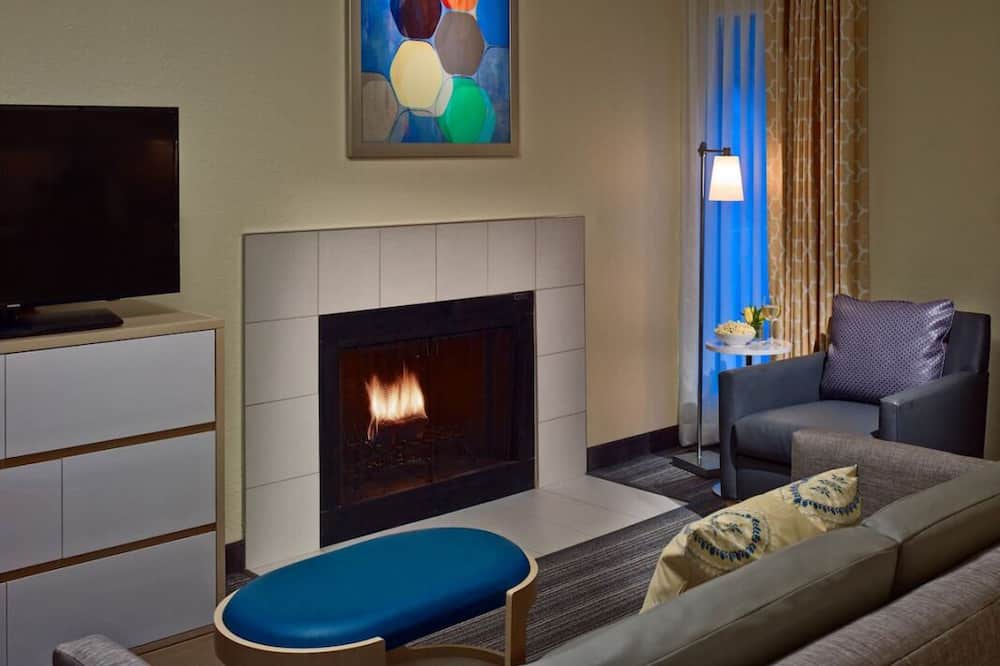 Photo of Livingroom in Crestline Heights