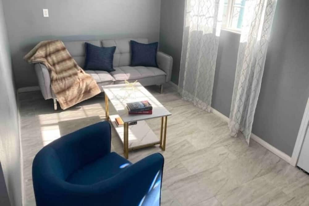 Photo of Livingroom in Banning