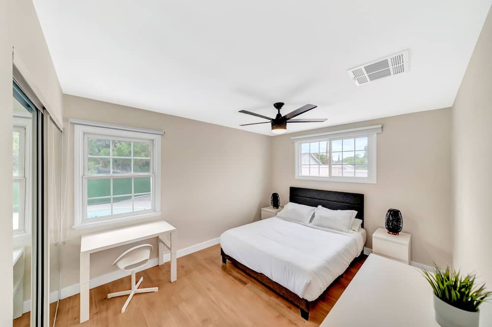 Photo of Bedroom in Winnetka