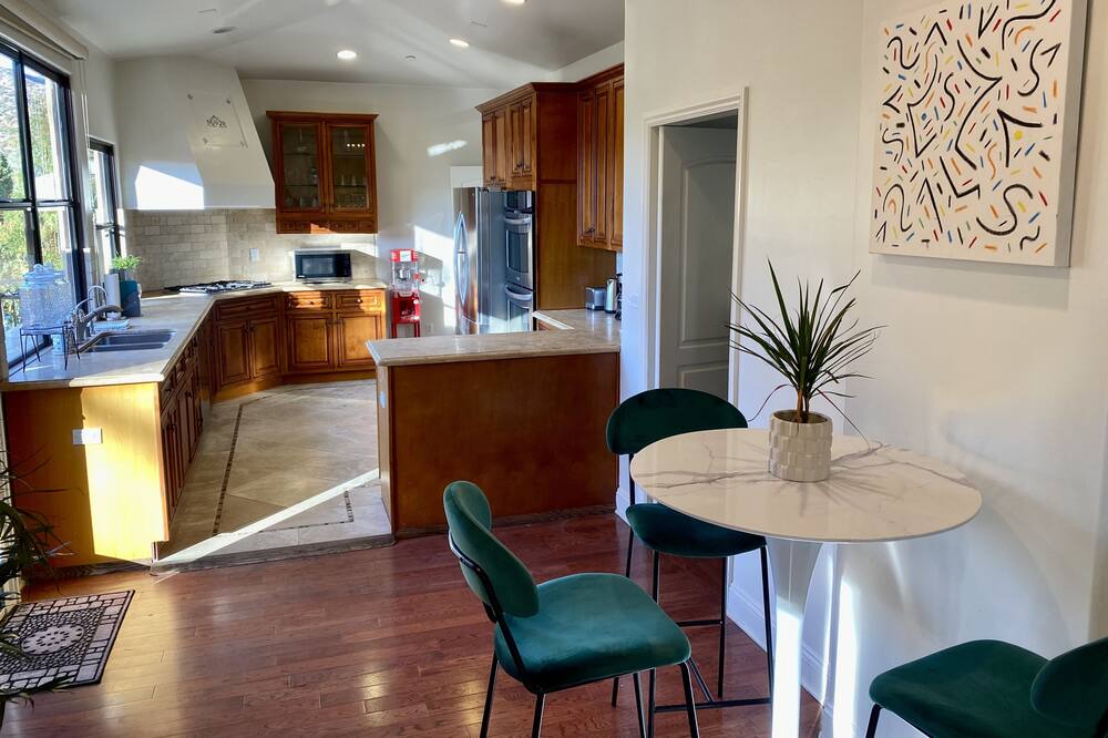 Photo of Kitchen in Beachwood Canyon