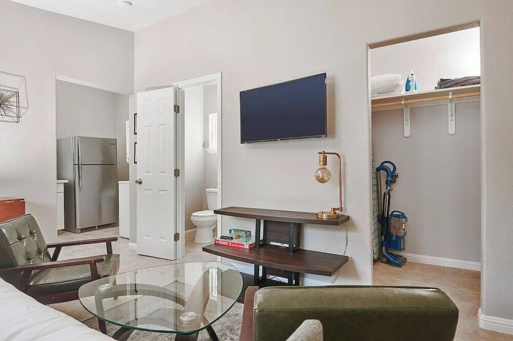 Photo of Bedroom in Tower District