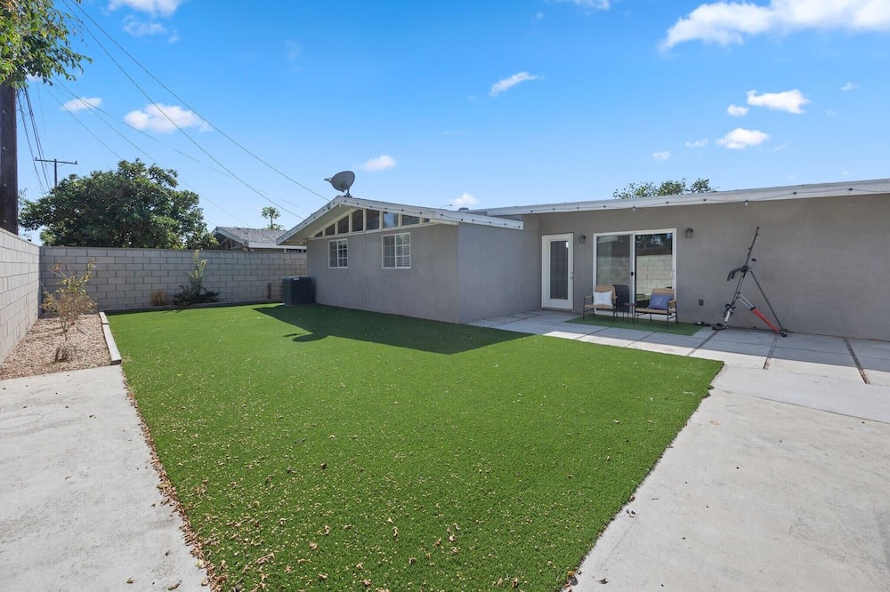 Photo of Outdoor in Northwest Anaheim
