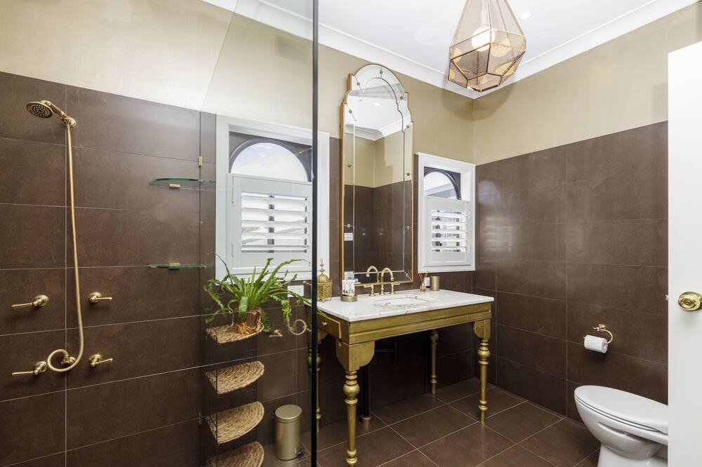 Photo of Bathroom in Beechmont