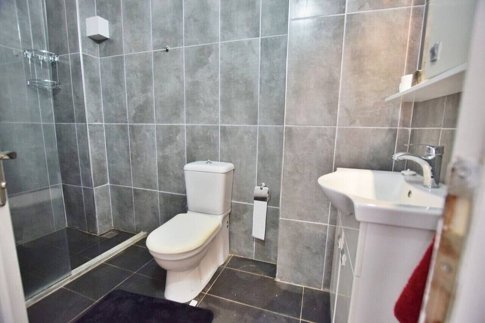 Photo of Bathroom in Altinkum