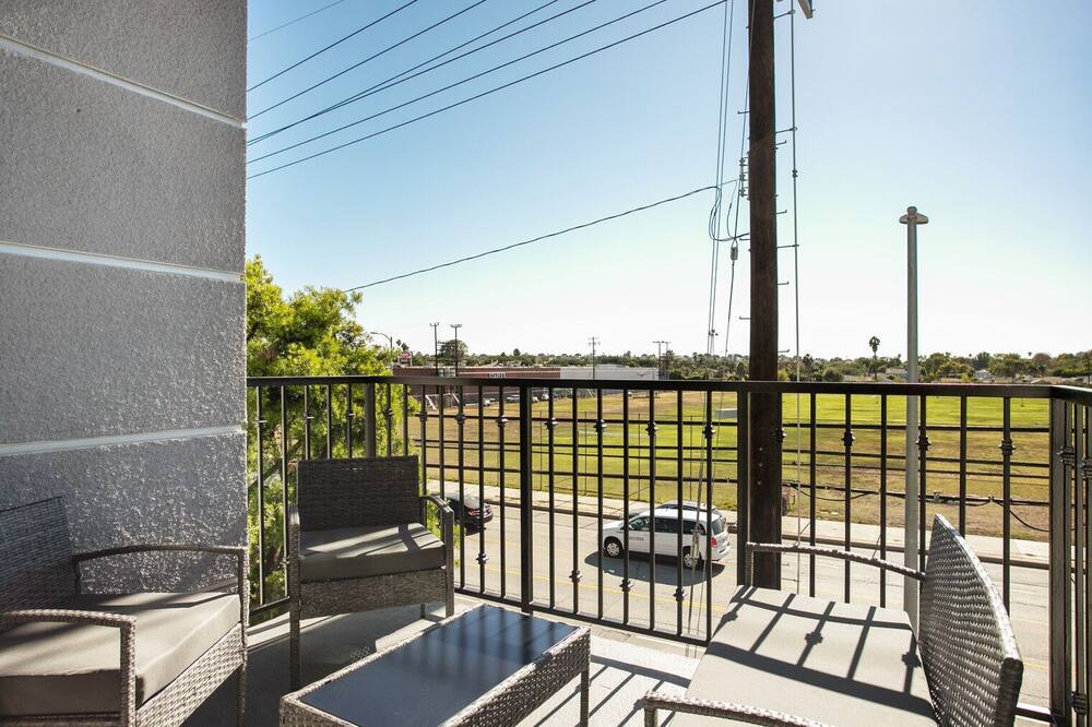 Photo of Patio Balcony in Mar Vista