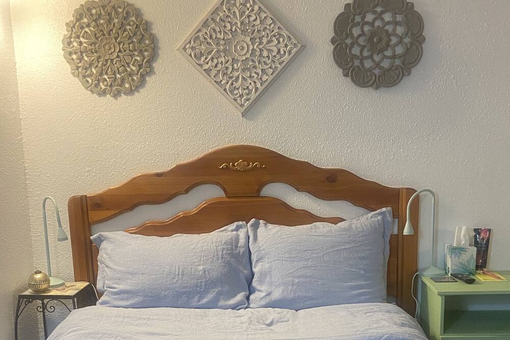 Photo of Bedroom in Eagle Rock