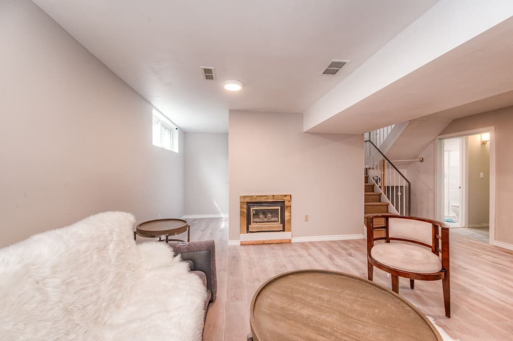 Photo of Bedroom in Victoria Hills